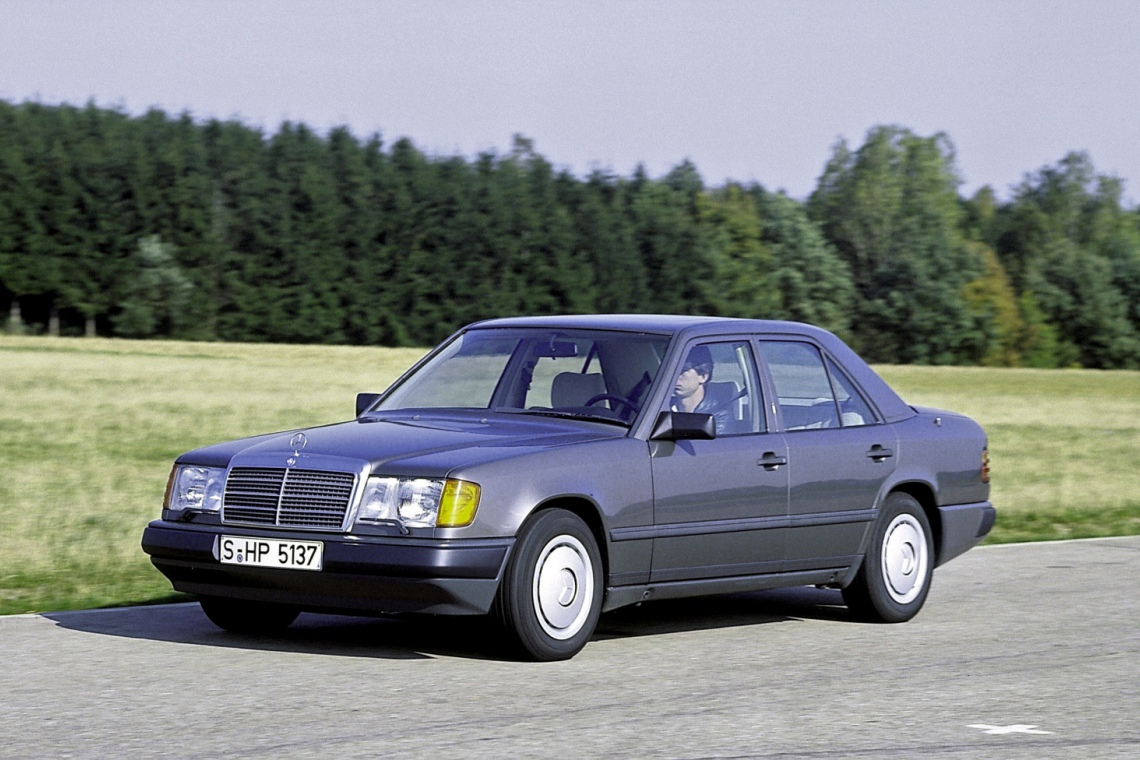Mercedes-Benz: W124 series 1984-1997 - AutoBookMobile