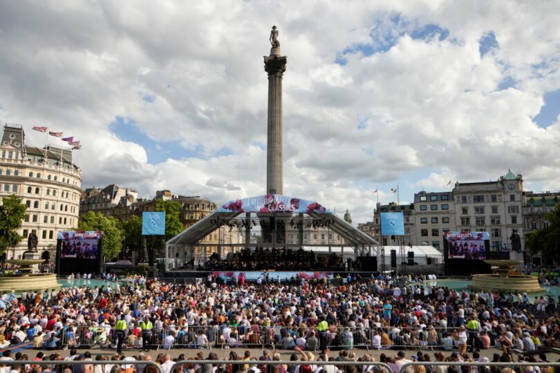 Sir Simon Rattle conducts BMW CLASSICS 2023. A free summer open-air concert in Trafalgar Square by the London Symphony Orchestra