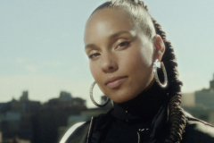 Mercedes-Benz and Alicia Keys empower women to go their own wayr-women-to-go-their-own-way