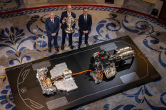 Royal Automobile Club awards 2022 Dewar Trophy to Mercedes-AMG High Performance Powertrains