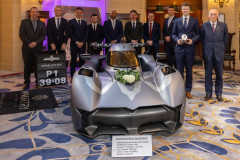 Royal Automobile Club presents Simms Medal to Goodwood record-breaker McMurtry Automotive