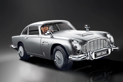 The James Bond Aston Martin DB5 – Goldfinger Edition from PLAYMOBIL is ready to serve on Her Majesty’s Secret Service